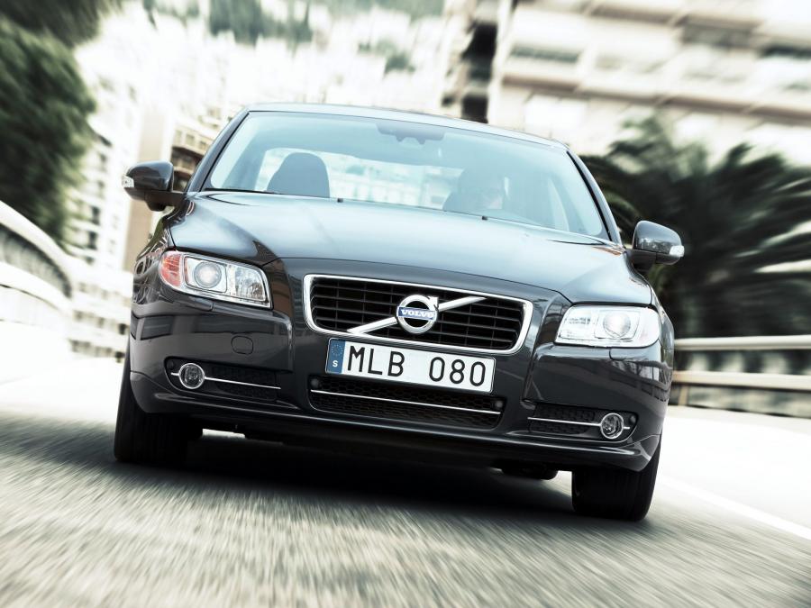  Volvo S80 D5 2009 года  (фото 12 из 20)